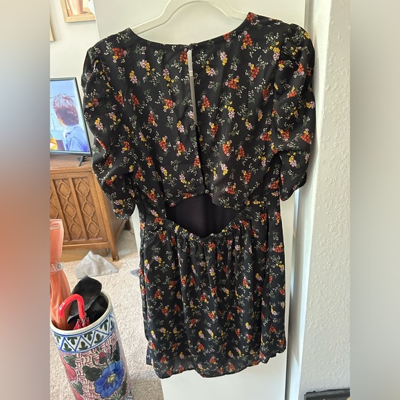 Abercrombie Floral Dress - Picture 2 of 5